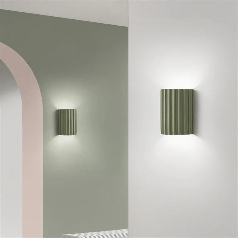 Nordic Modern Resin Wall Lamp
