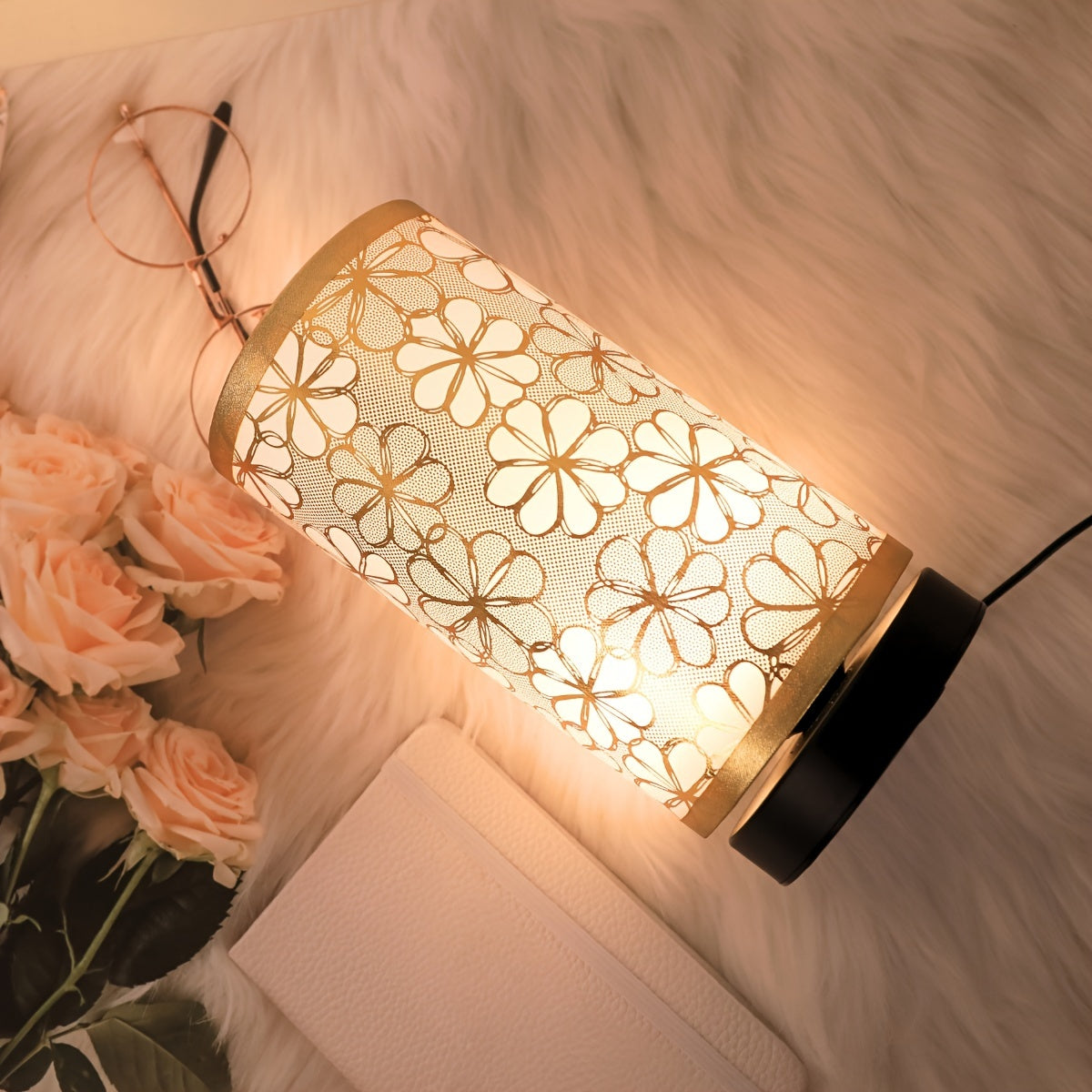 Floral USB Table Lamp